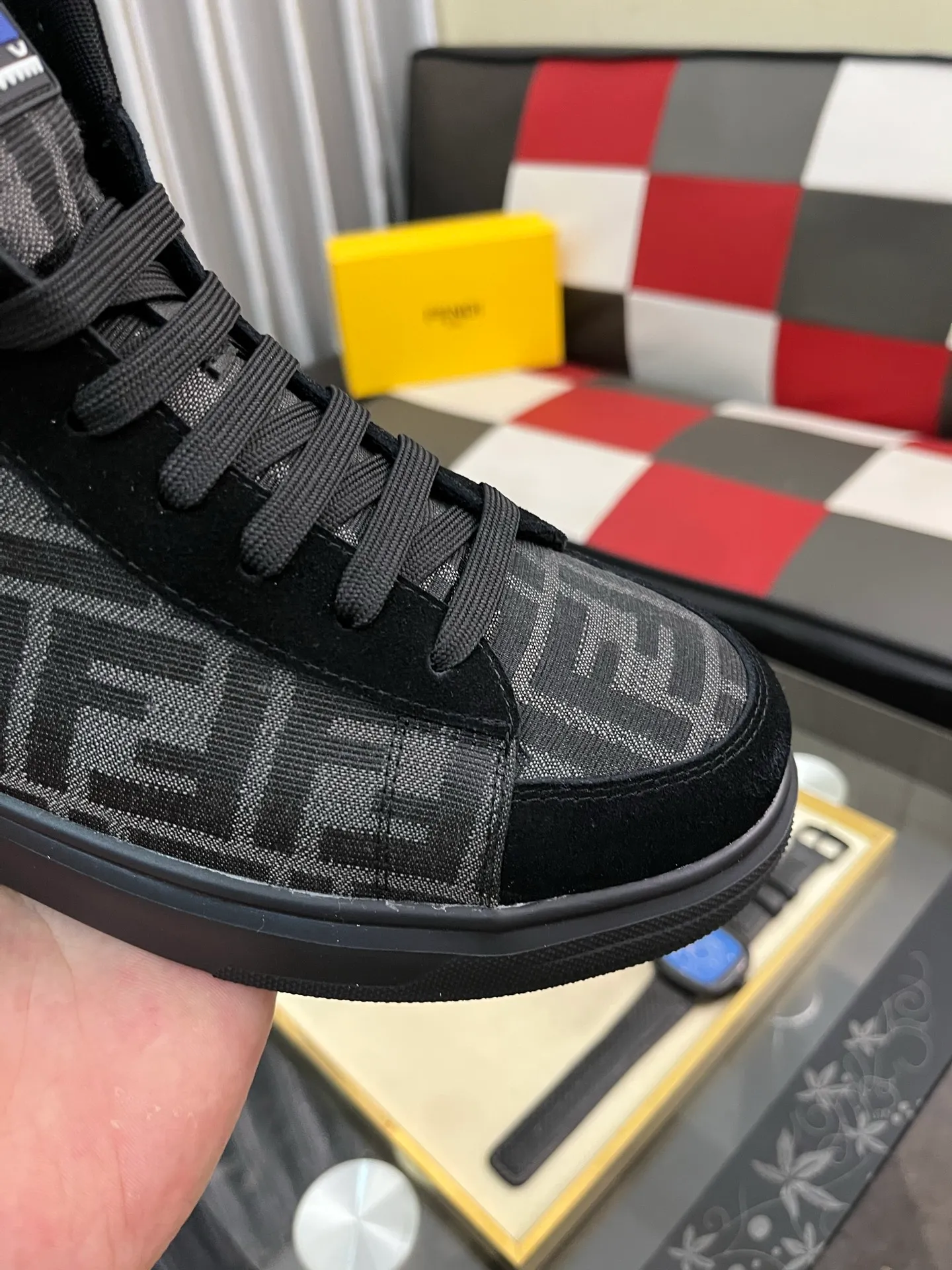 Men's Men's Shoes 💰440⌚️⌚️《 Fendi FENDI* 》 Latest hot-selling casual shoes, top brand [seduce] luxury ~ purchasing agency, top quality ~. [Strong] The upper is made of imported breathable cowhide with material ➕ breathable sheepskin lining (•) and fine workmanship. The original stylish and stylish soft rubber wear-resistant outsole is light and comfortable on the feet. The real thing looks better when taken in real life. Number of sizes: 38-442️⃣Colors available